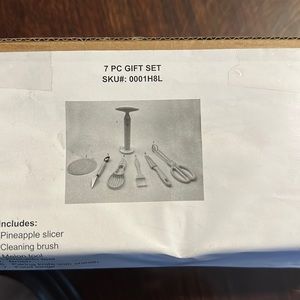 6 piece set of fruit tools